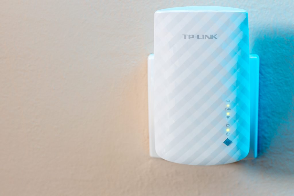 tp-link-re200-wireless-exteneder-repeater11